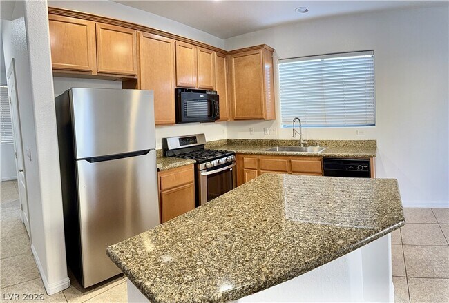 Building Photo - 3524 Tesoro Del Valle Ct