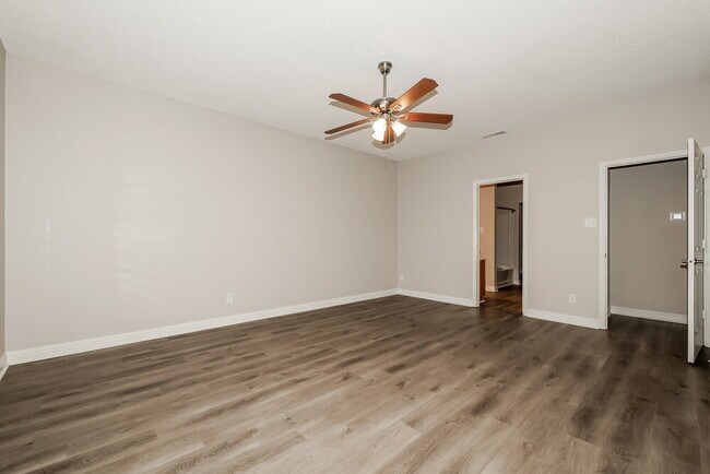 Building Photo - 709 Timeless Run