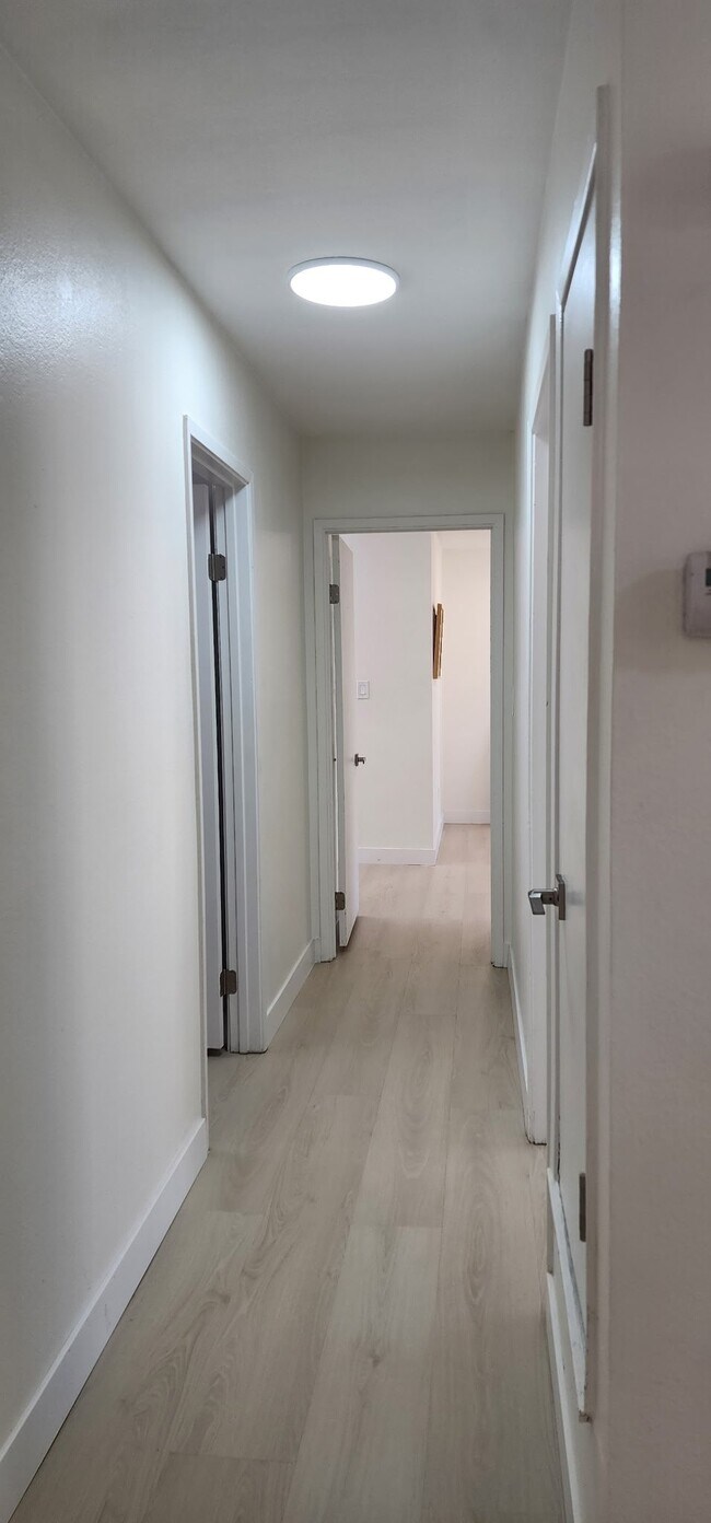 Building Photo - 2255 Cahuilla St