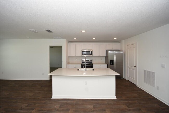 Building Photo - 9 Springwood Dr