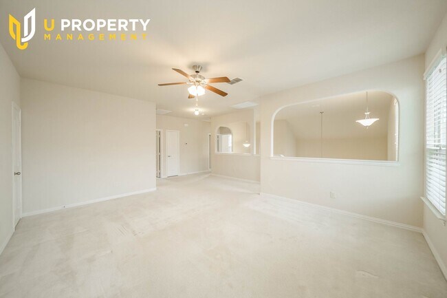 Building Photo - Gorgeous 2-story house in Denton