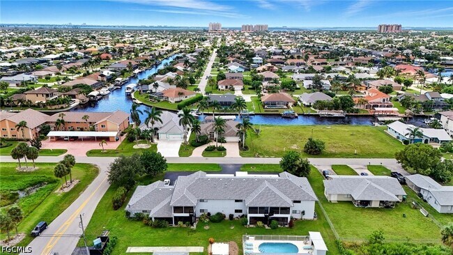 Building Photo - 1203 SW 48th Terrace