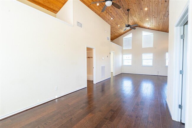 Building Photo - 1050 Co Rd 129