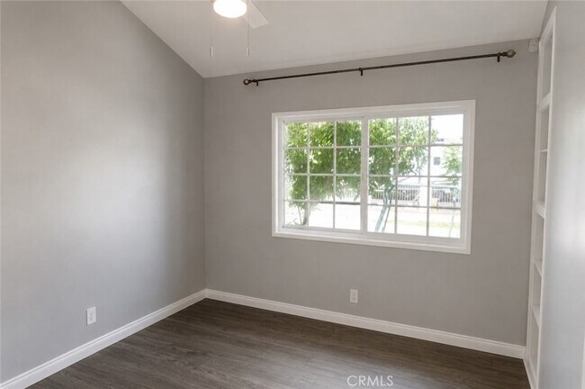 Building Photo - 10120 Dempsey Ave