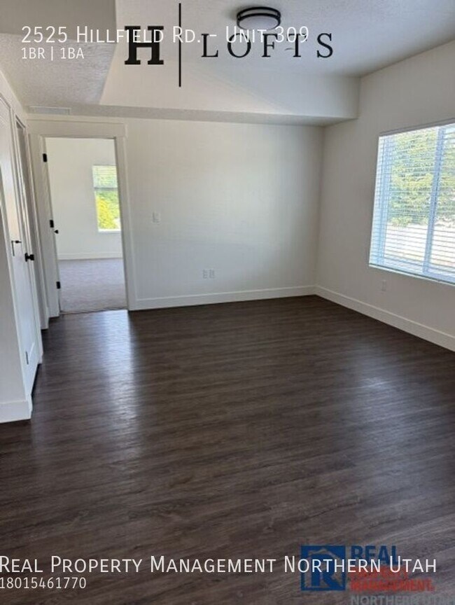 Building Photo - 2525 Hillfield Rd.-Unit 309