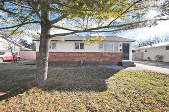 Building Photo - 472 Buena Vista Ave