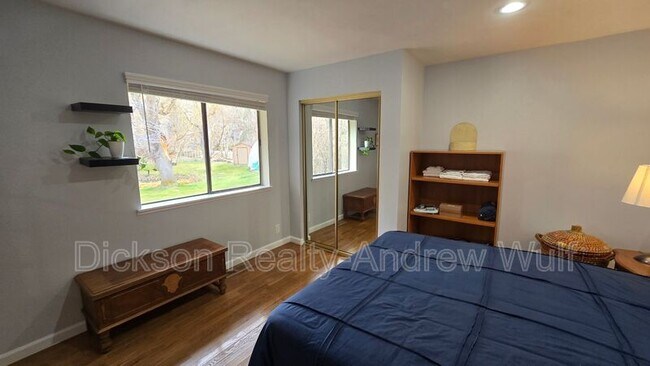 Building Photo - 22882 Carriage Dr