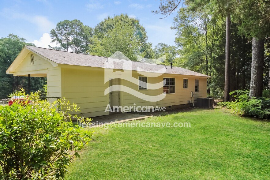 Building Photo - 17 Swan Ct