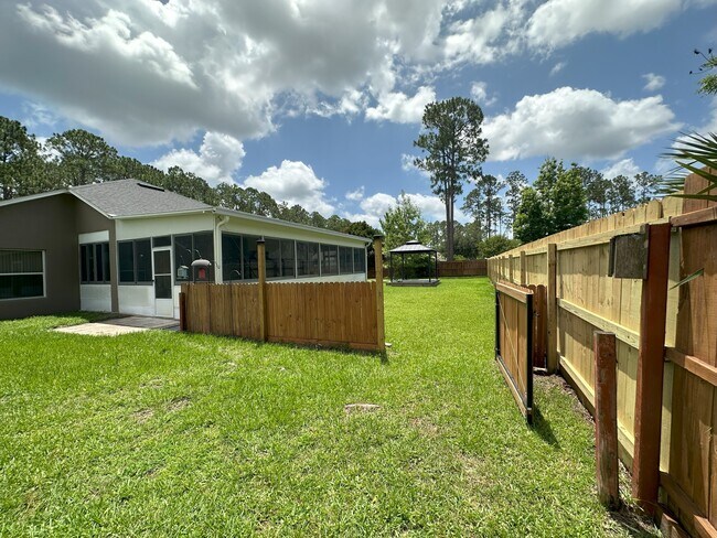 Building Photo - 26 Lloleeta Path