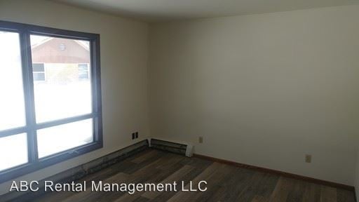 Building Photo - 3606 Schofield Ave
