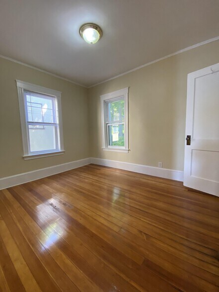 Building Photo - 299 Tappan St