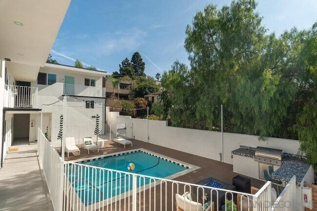 Building Photo - 3531 Florida St