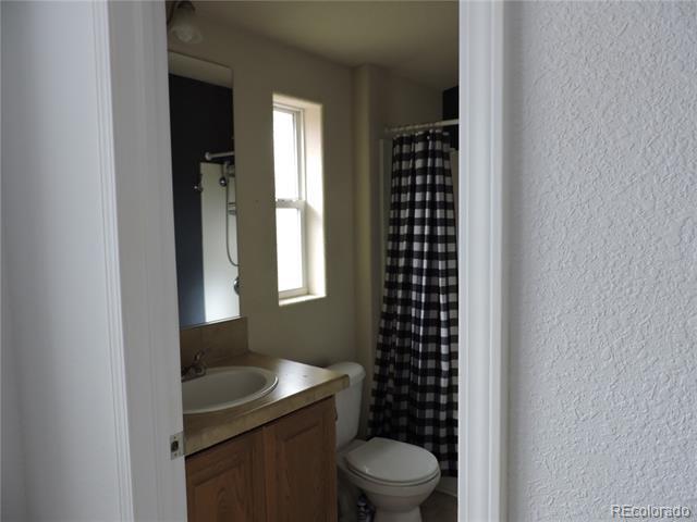 Building Photo - 10216 Rodeo Park Dr