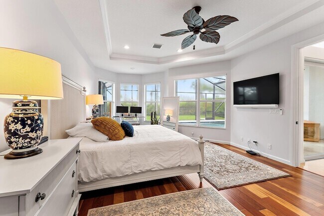 Building Photo - 236 Carina Dr