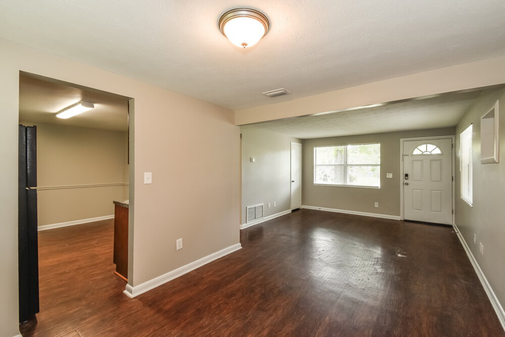 Building Photo - 5816 Sonora Dr W