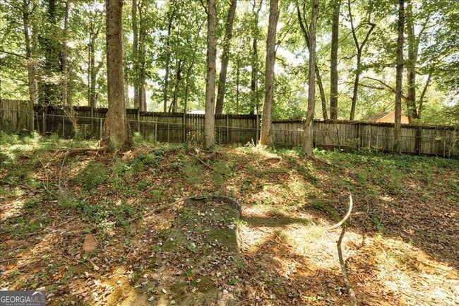 Building Photo - 3790 Benjamin Ct SW