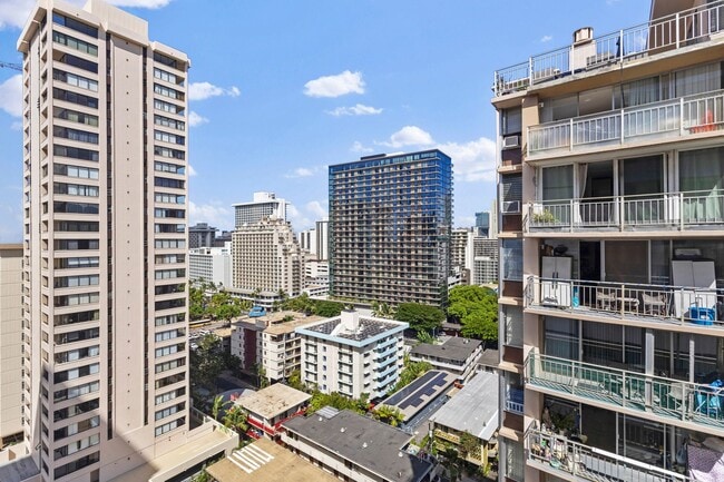 Building Photo - Furnished 18th-floor studio at Ala Wai Tow...