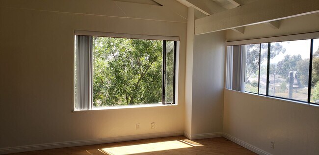 Building Photo - 22 Latitude Ct