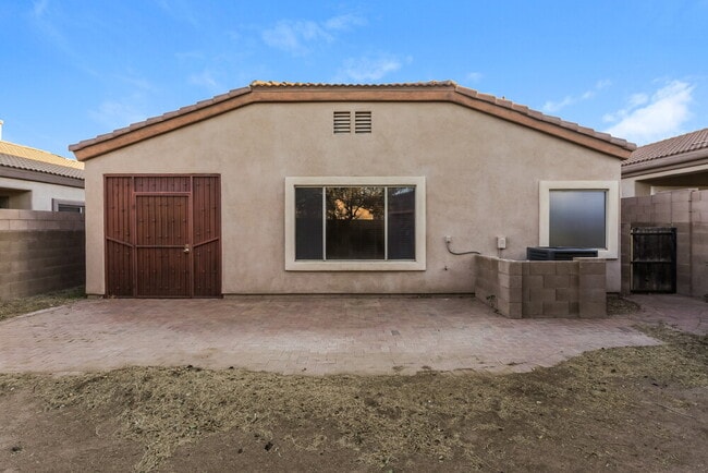 Building Photo - 123 E Corte Rancho Colina