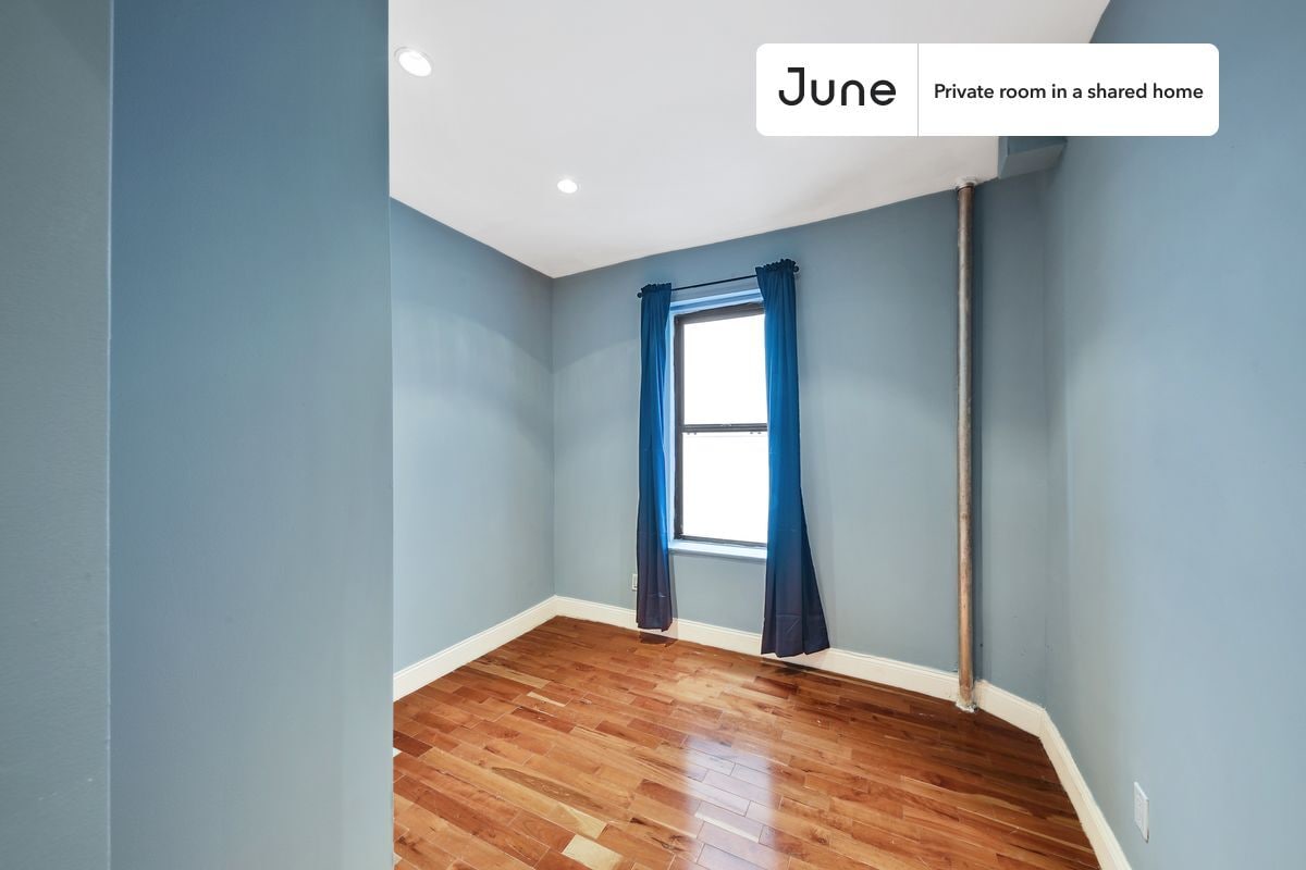 Building Photo - Room in Shared 3 bed/1 bath home in East Harlem