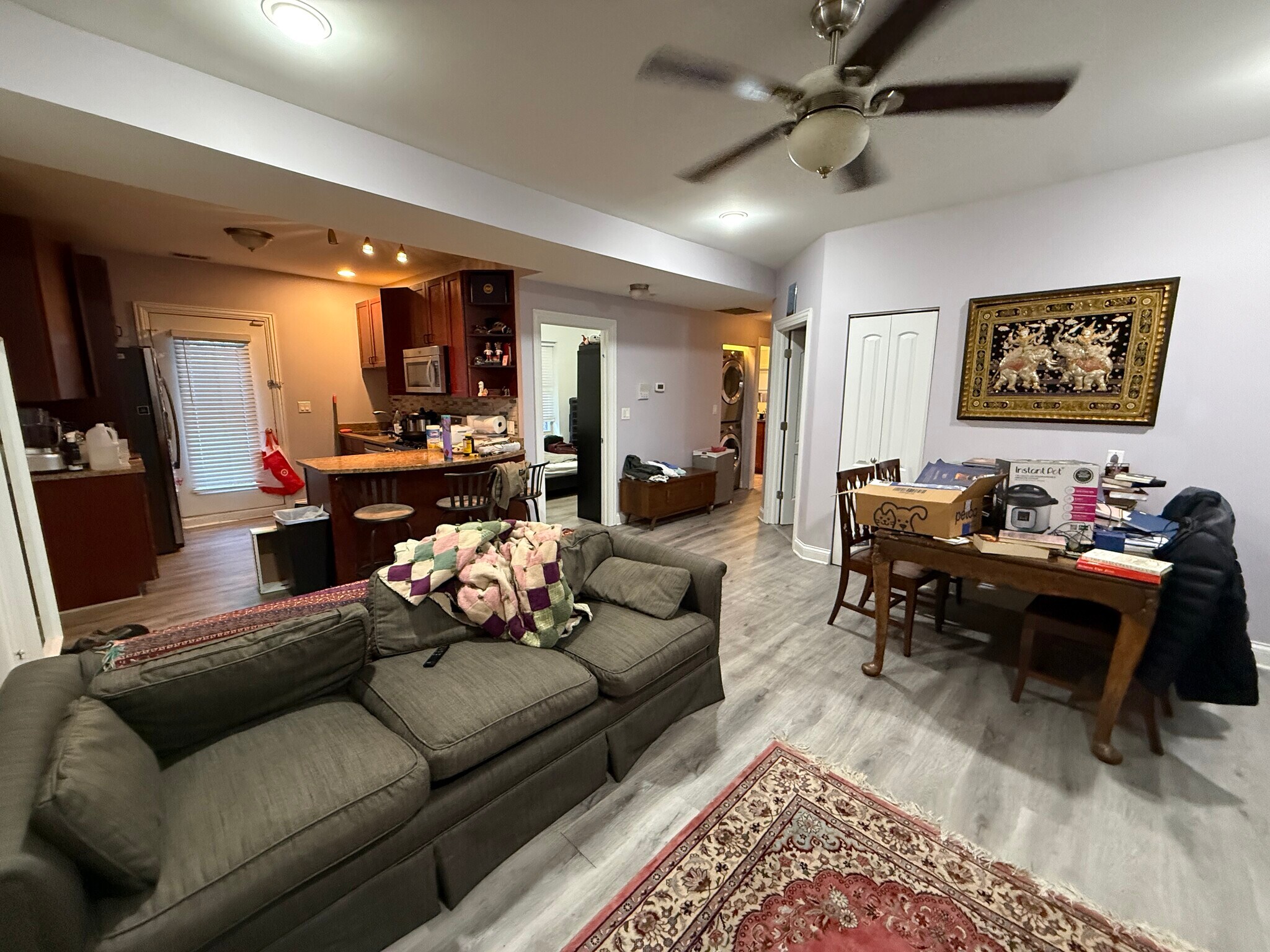 Building Photo - 2452 W Ardmore Ave