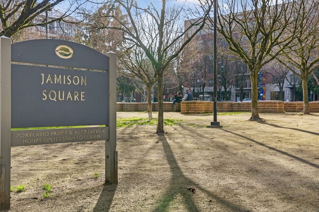 Building Photo - 1001 NW Lovejoy St