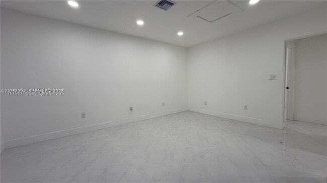 Building Photo - 4717 NW 11th Ave