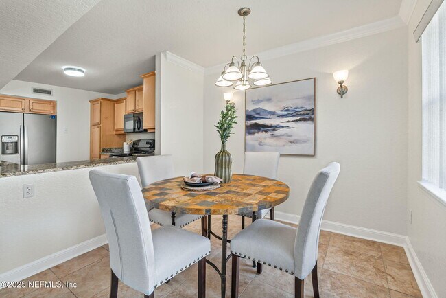 Building Photo - 108 Laguna Villa Blvd