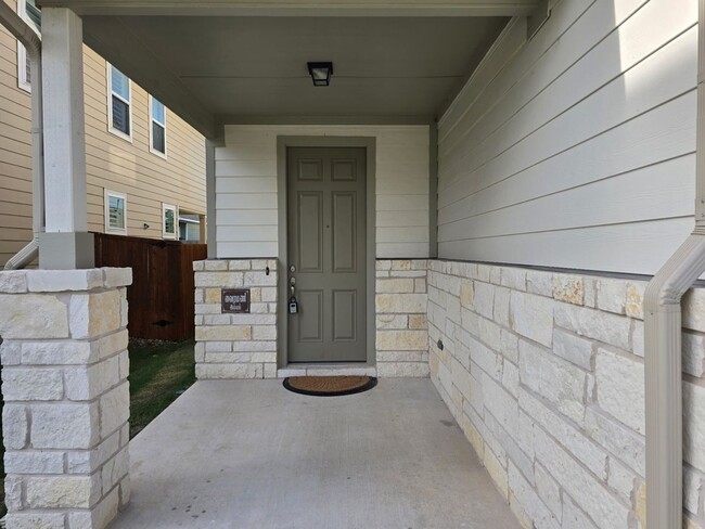 Building Photo - Elegant 3 Bedroom 2 Bath Home with EV Charger