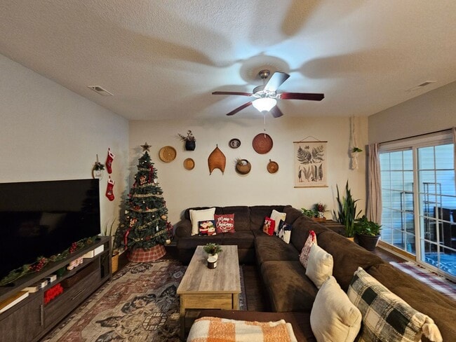 Building Photo - Gorgeous 3Bed. Townhome In Carolina Forest!