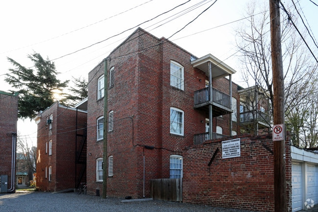 Building Photo - North Windsor Court