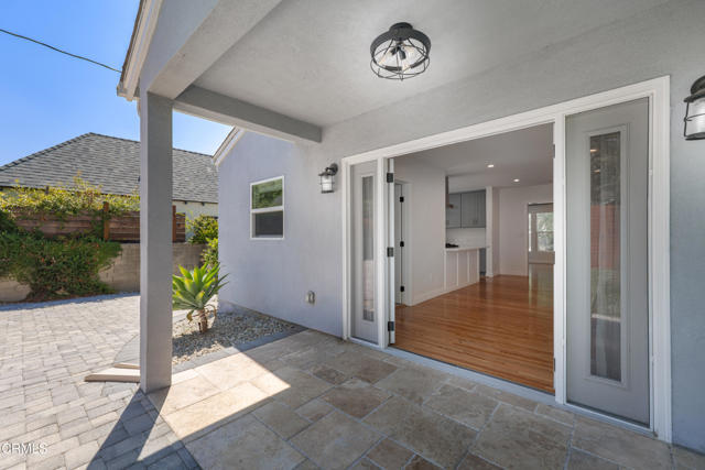 Building Photo - 2065 Casa Grande St