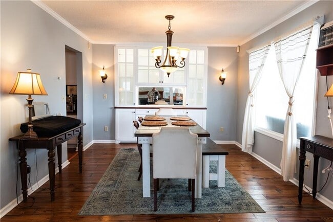 Building Photo - 5013 Riverside Dr