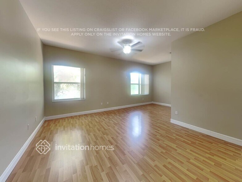 Building Photo - 15933 NW 16th Ct