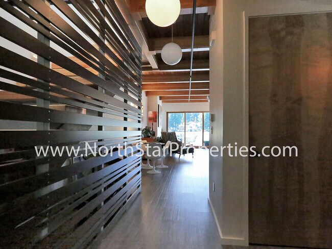 Building Photo - Truly Amazing and Rare Furnished Lake Oswego Cabana.
