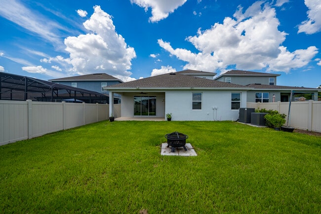 Building Photo - 2591 Seagirt Wy