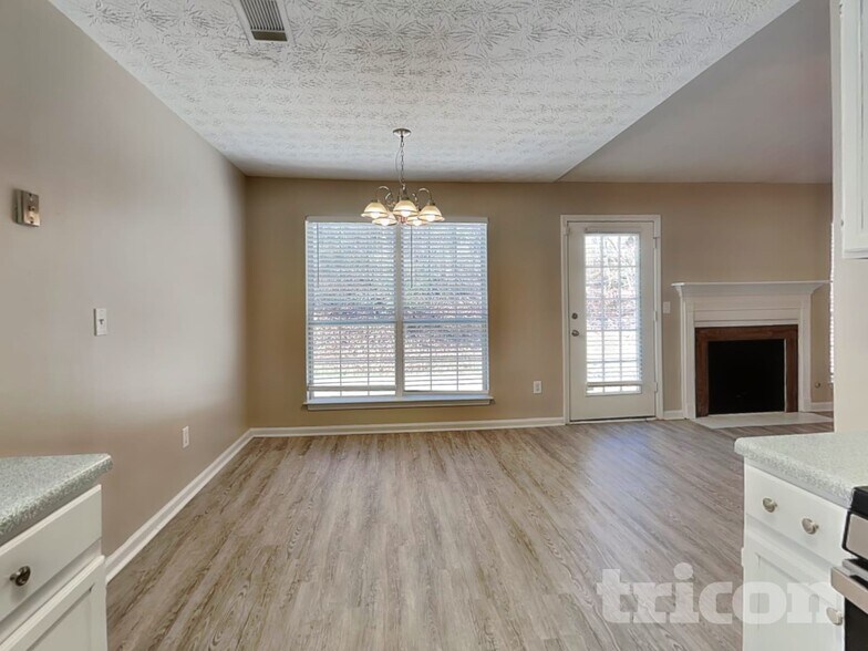 Building Photo - 8583 Misty Creek Cir