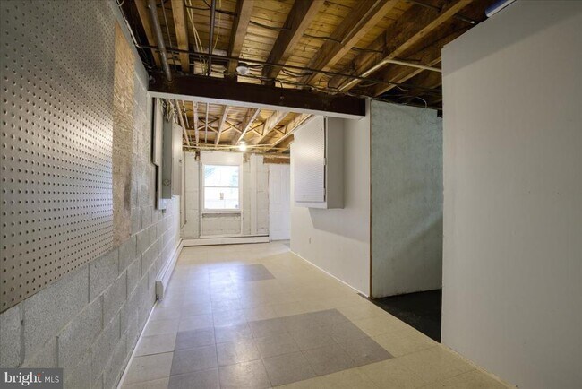 Building Photo - 1674 High Point Ln