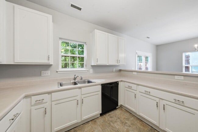 Building Photo - 3527 Londonville Ln