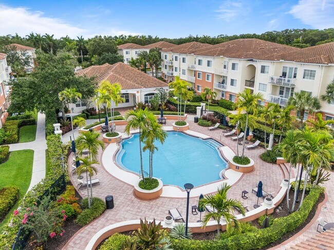 Building Photo - 9901 Baywinds Blvd