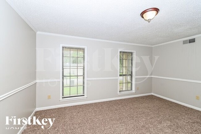 Building Photo - 6363 Midsummer Way
