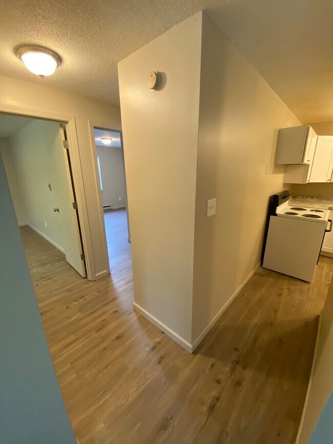 Building Photo - 2901 Lawnridge Ct