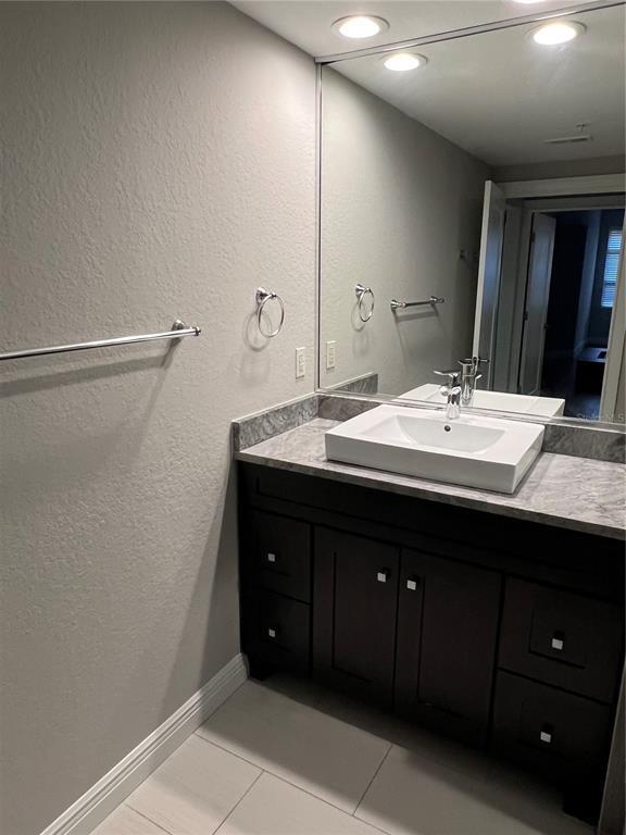 Building Photo - 2411 W Horatio St