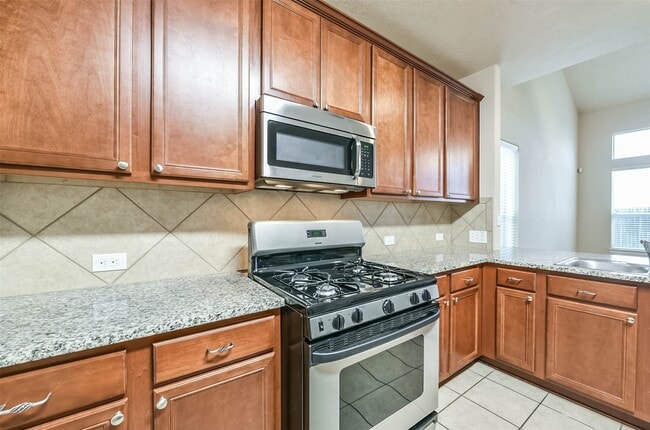 Building Photo - 7114 Freesia Ct