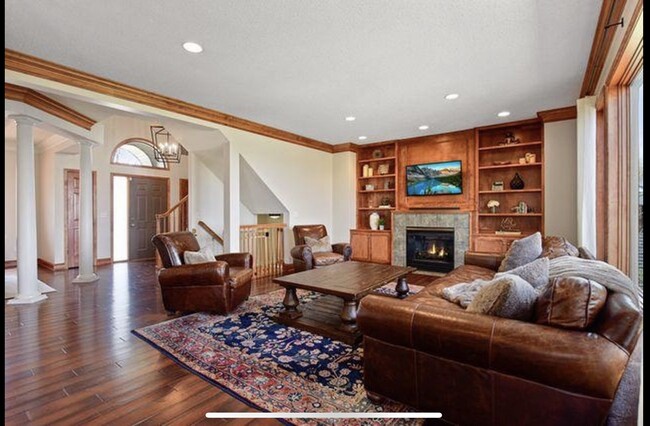 Building Photo - 12452 Alise Pl