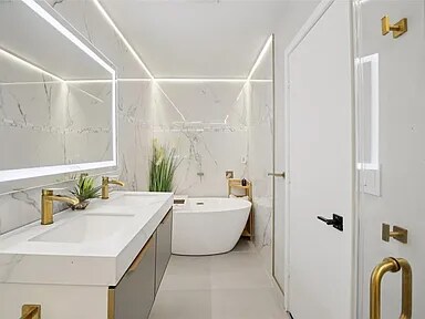 Building Photo - 665 Eastpointe Pky