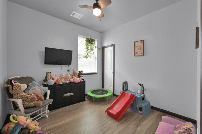 Building Photo - 3554 Paganini Pl