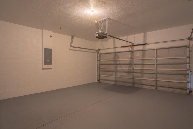 Building Photo - 1886 Van Gogh Dr