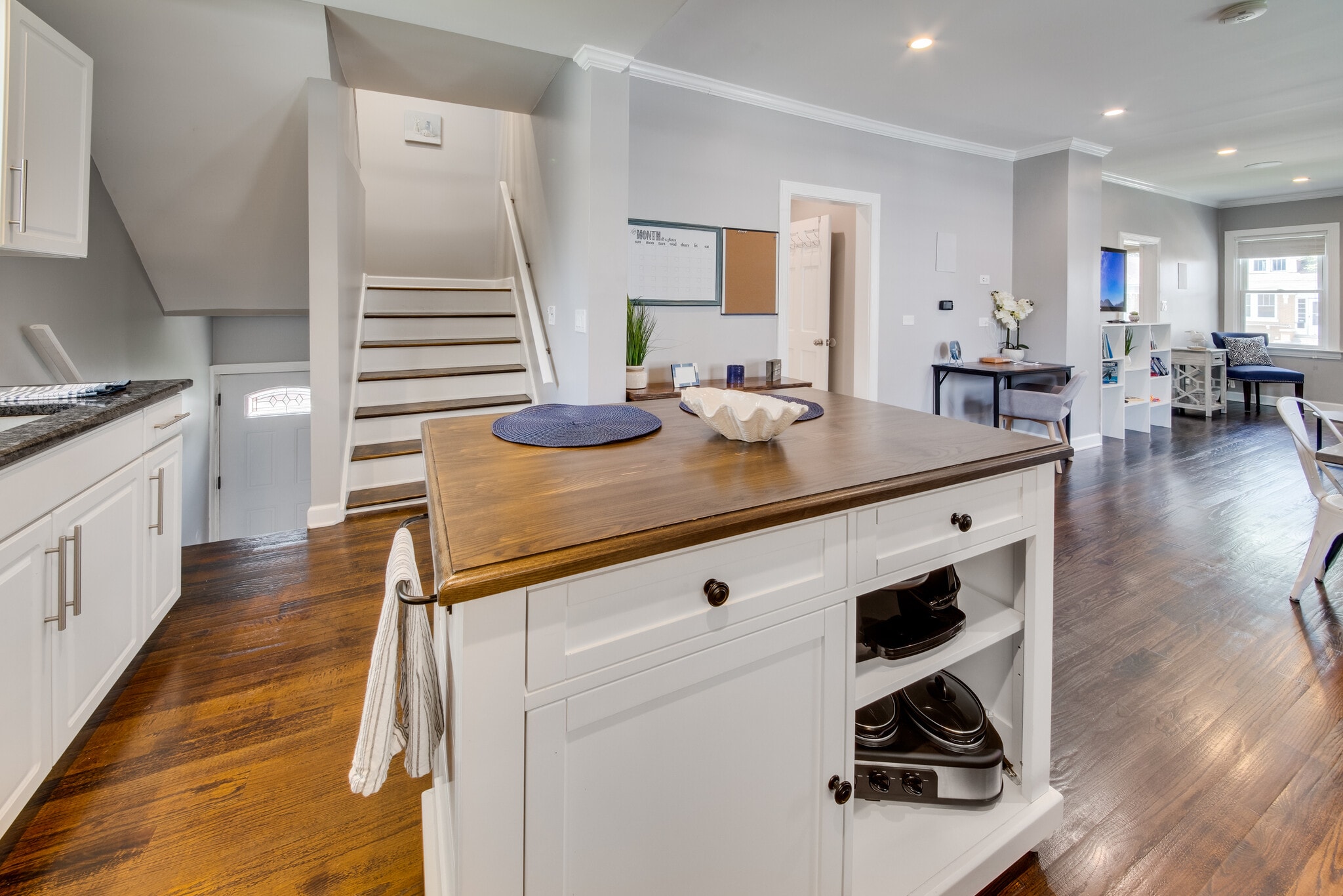 Building Photo - 3717 Highland Ave