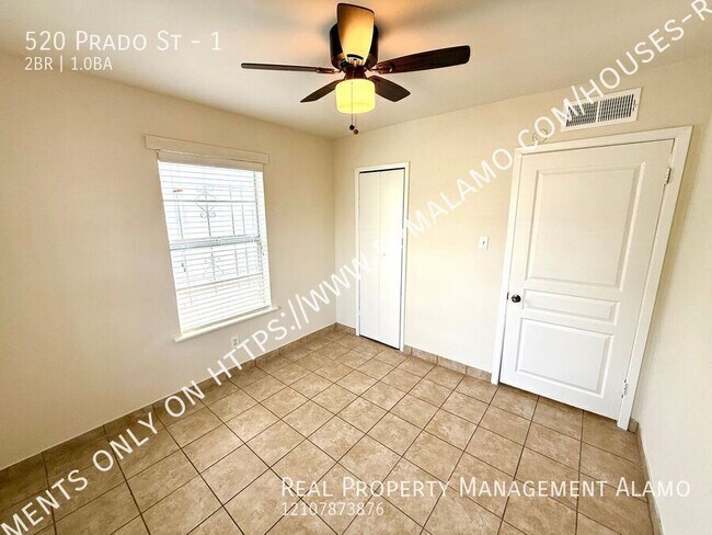 Building Photo - 520 Prado St